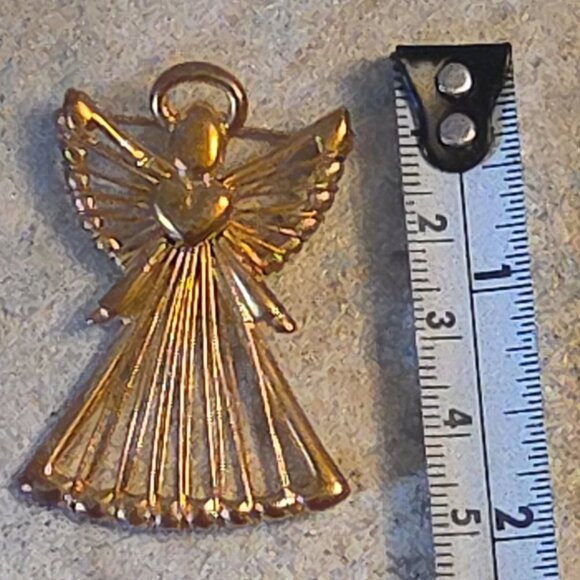 Angel Christmas Pin Brooch Signed TC Vintage 90s Gold-tone - Picture 6 of 6
